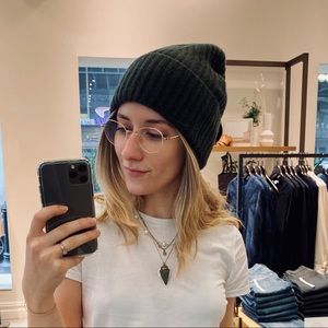 Meet your Posher, Margot